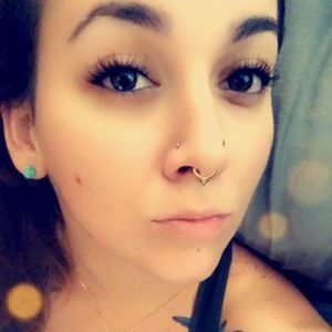 Meet your Posher, Stephany